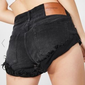 One teaspoon black Panther bandits shirts